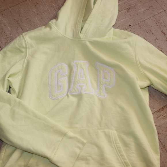 Light Green GAP Sweater - Picture 2 of 5